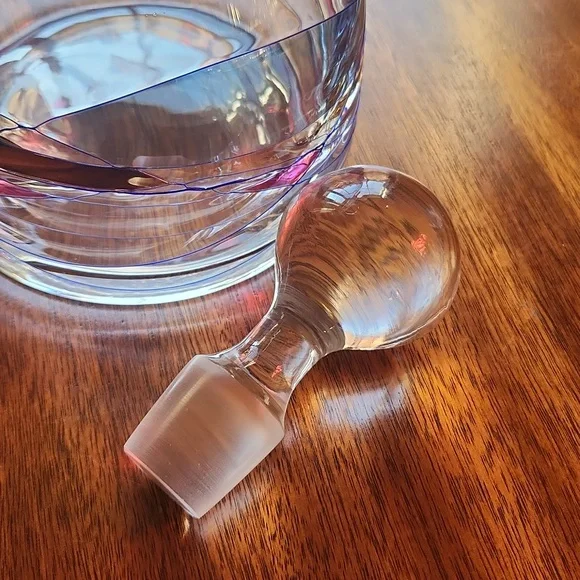 Cornet Barcelona Segrada Glass Decanter - Picture 6 of 13